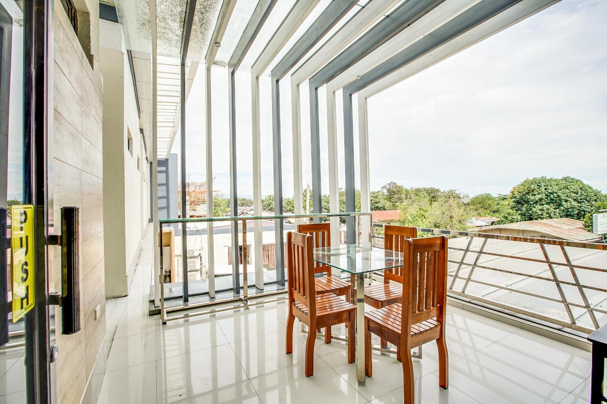 General Santos City Oyo 489 Casa Mia Hotel Suites מראה חיצוני תמונה